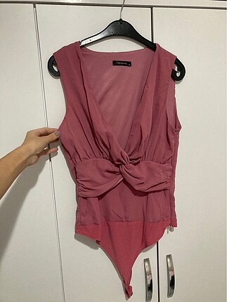 Trendyolmilla Pembe Çıtçıtlı Şifon Üst