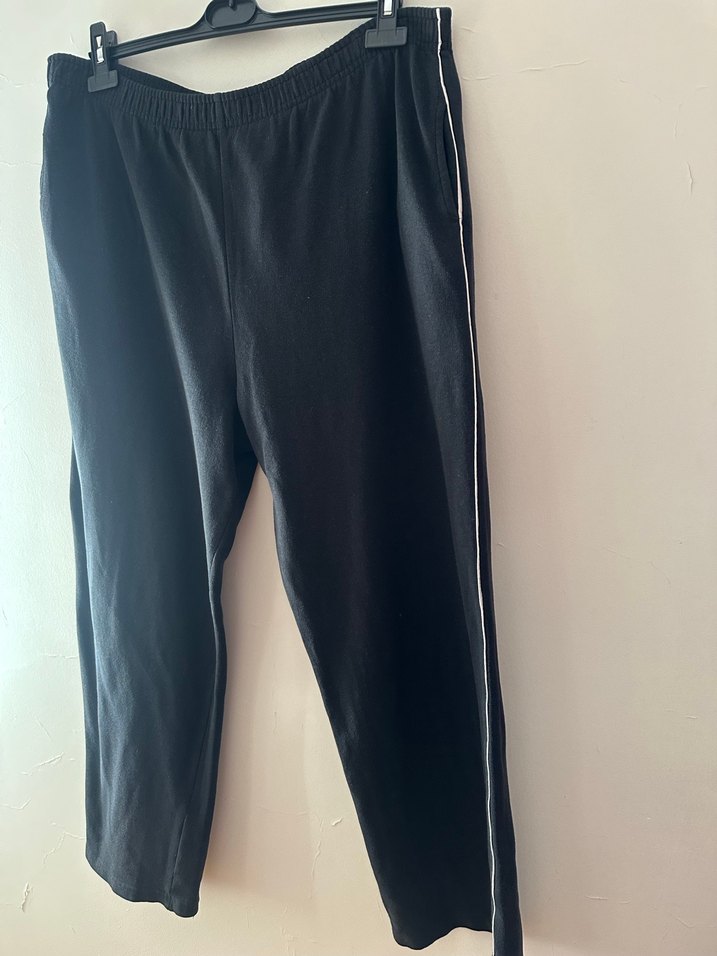 Siyah Rahat Kesim Eşofman Altı - Görsel 3