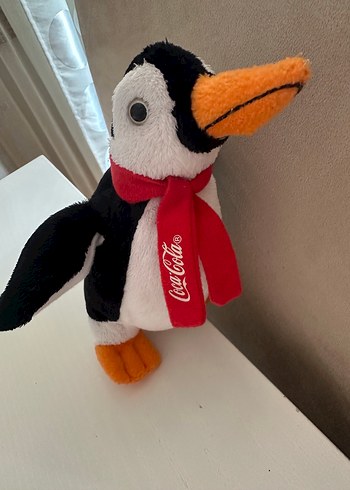 Coca-Cola Lisanslı Renkli Penguen Peluş Oyuncak