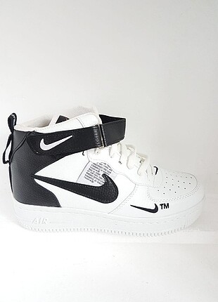 NİKE SPOR AYAKKABI MODELİ
