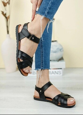 BAYAN SANDALET MODELİ YENİ SEZON 
