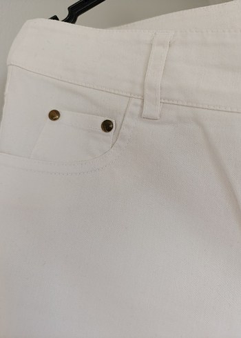 Beyaz Pamuklu Kemerli Kadın Pantolon - Görsel 3