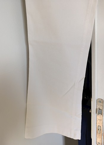 Beyaz Pamuklu Kemerli Kadın Pantolon - Görsel 4