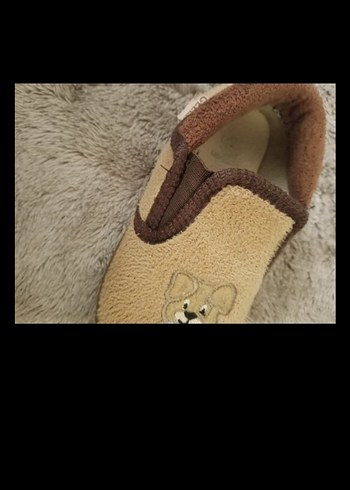 erkek Çocuk Kahverengi Nakışlı Sıcak Terlik - Görsel 3