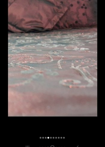 Bordo Nakışlı Yatak Örtüsü - Görsel 3