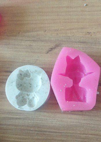 pembe ve Beyaz Pastel Silikon Kalıplar