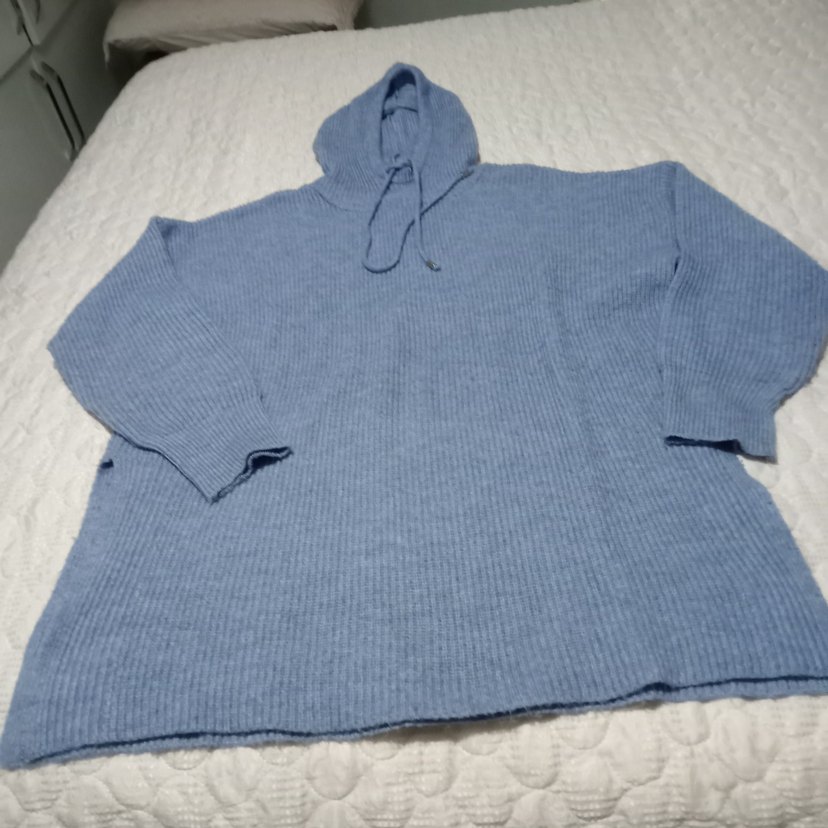 Kapüşonlu Gri Örgü Kadın Kazak
salaş kazak - Görsel 2