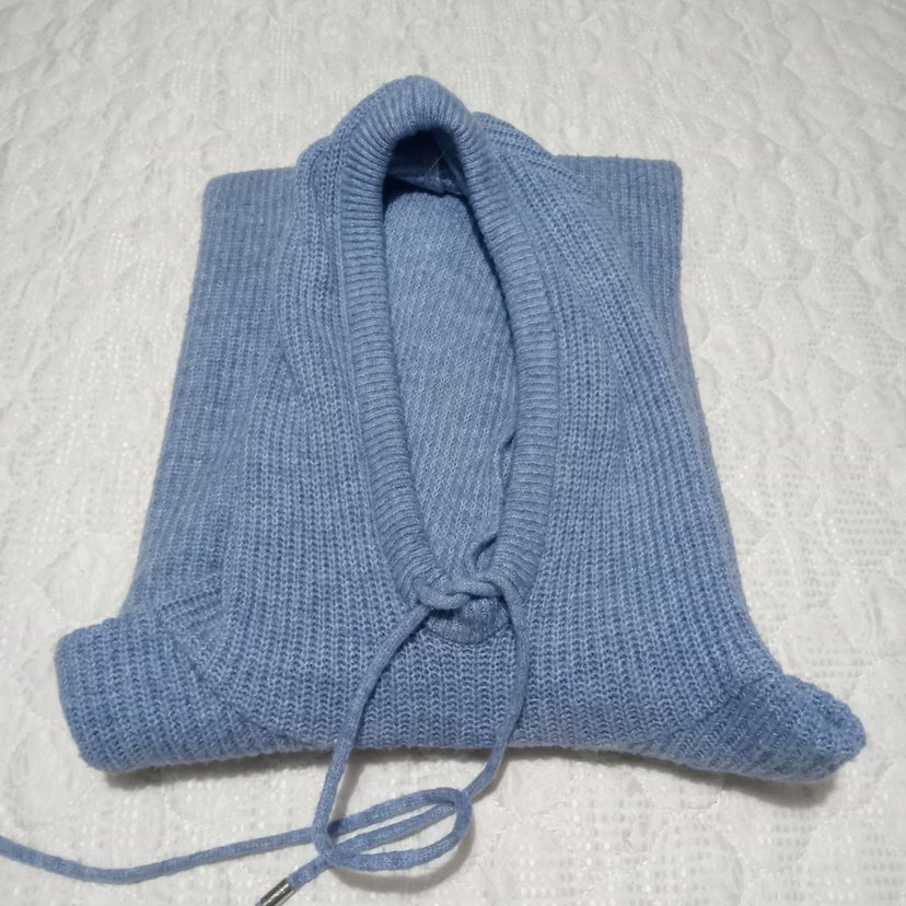 Kapüşonlu Gri Örgü Kadın Kazak
salaş kazak - Görsel 4