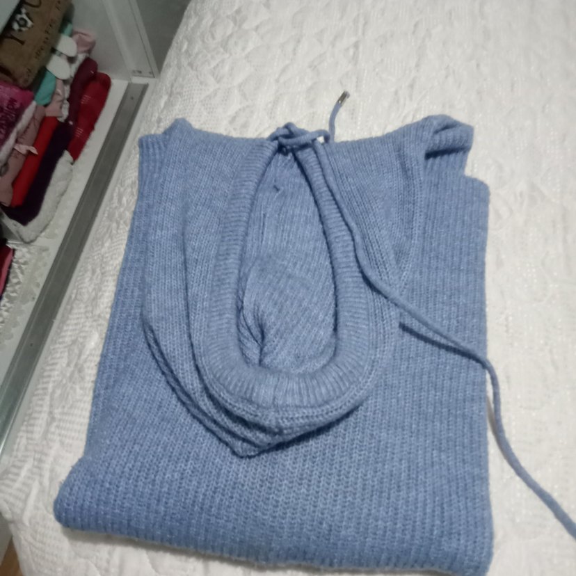 Kapüşonlu Gri Örgü Kadın Kazak
salaş kazak - Görsel 5