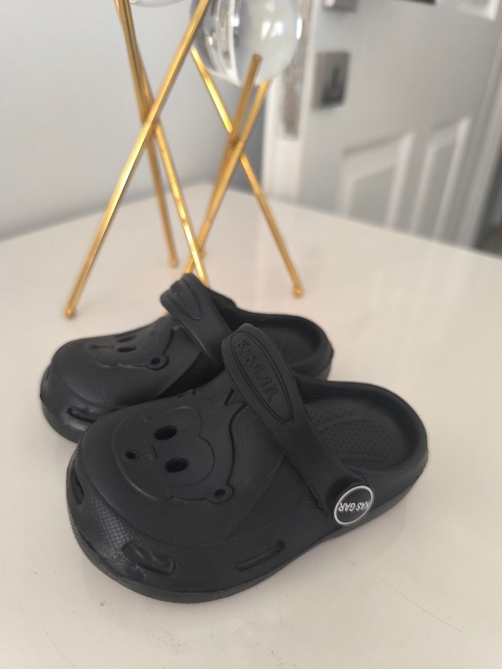 Erkek Siyah Kaydırmaz Bantlı Terlik - Görsel 2