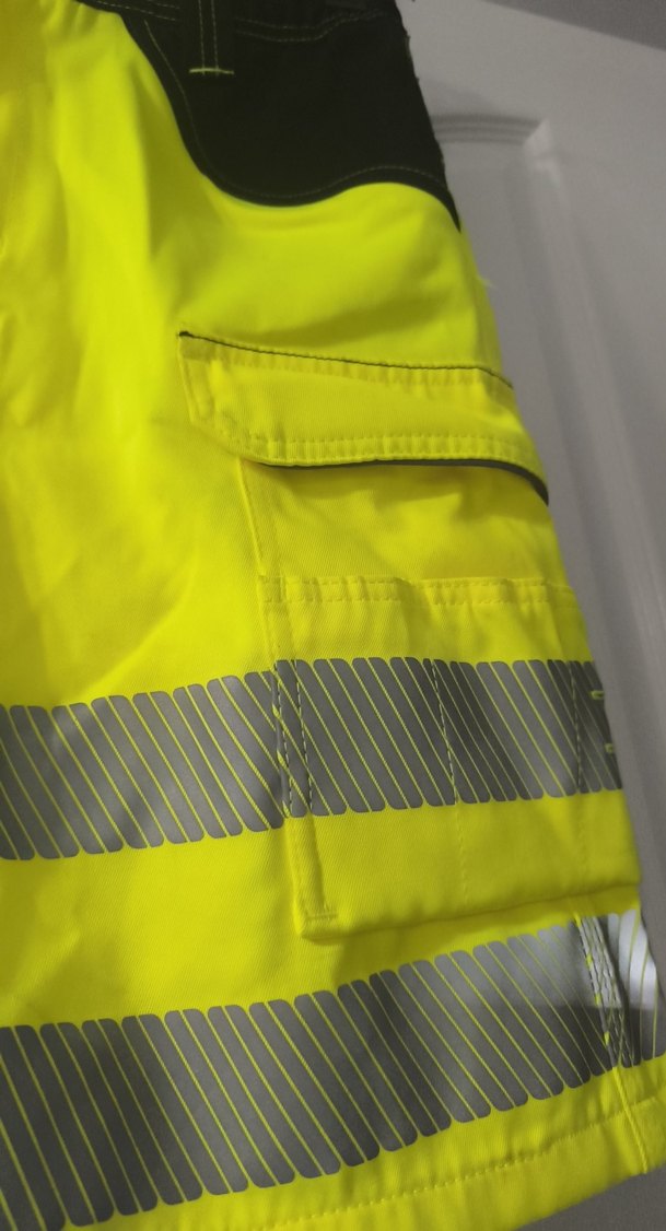 Erkek Sarı Mini Reflektörlü Kemerli Şort - Görsel 2