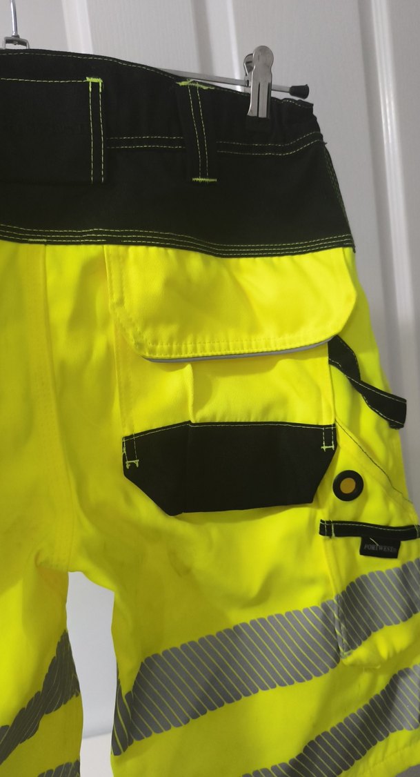 Erkek Sarı Mini Reflektörlü Kemerli Şort - Görsel 3