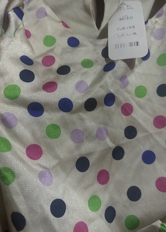 Saten puantiyeli elbise - Görsel 5