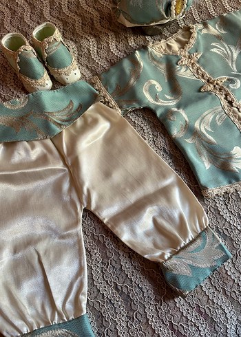 Nakışlı Turkuaz Dantel Detaylı Çocuk Kaftanı - Görsel 5