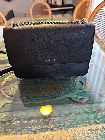 DKNY Zincirli Çanta