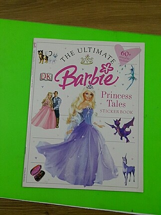 Barbie Prenses Hikaye Çıkartma Kitabı 