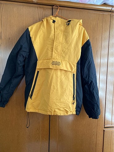 Pull and Bear Unisex Kanguru mont pull and bear