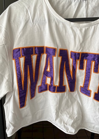 Beyaz Baskılı Kemerli Kısa Kollu Tişört - Görsel 2