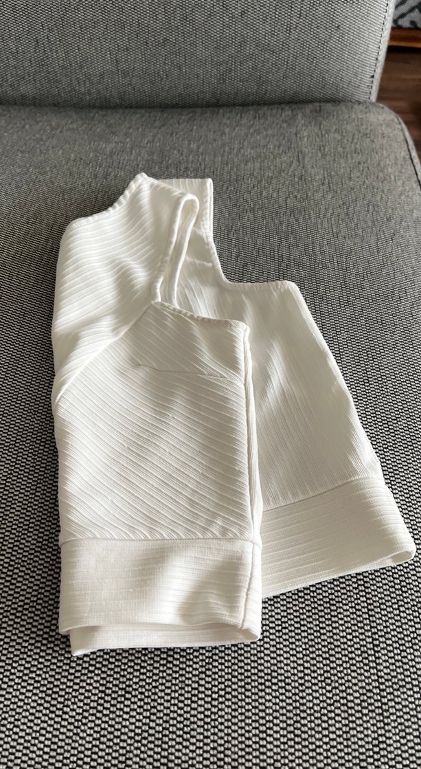 Beyaz Pliseli Askısız Mini Atlet - Görsel 4