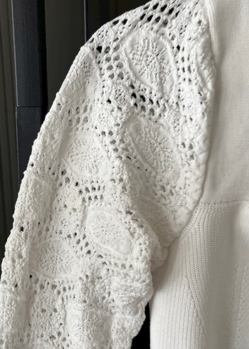 Dantel Detaylı Beyaz Kadın Kazak - Görsel 4