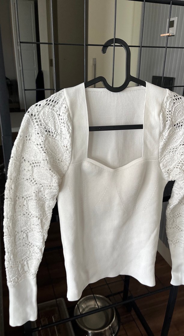 Dantel Detaylı Beyaz Kadın Kazak - Görsel 2