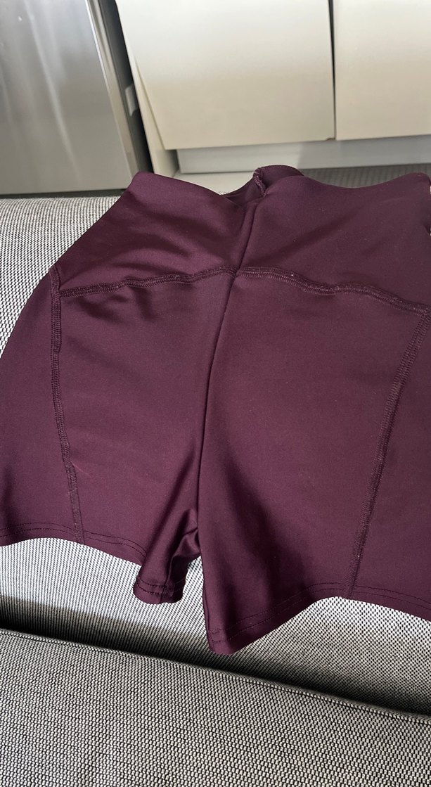 Bordo Yüksek Bel Kadın Şort - Görsel 4