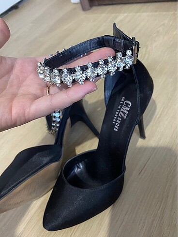 38 Beden Stiletto