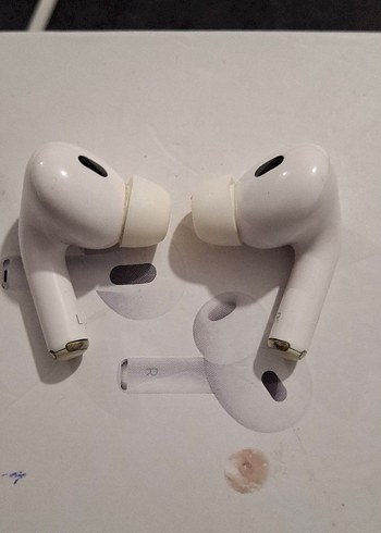 AirPods pro 2.nesil Beyaz Kablosuz Kulak İçi Kulaklık - Görsel 3