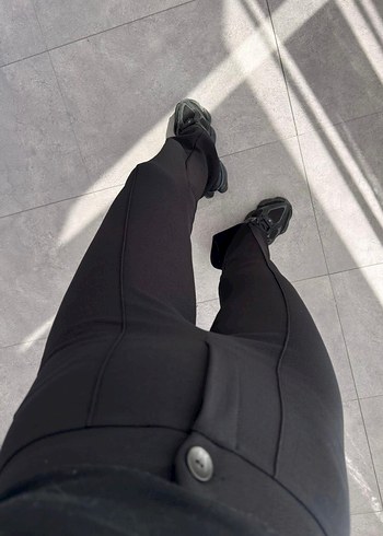 Zara Siyah Kadın Midi Boy Düz Kesim Kot Pantolon
