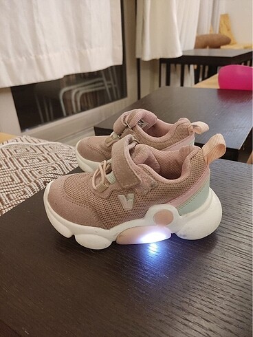 Vicco spor ayakkabi numara 22