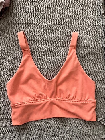 Spor sütyeni