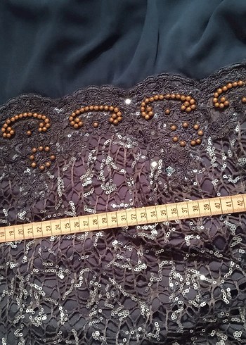 Boncuk işlemeli kahverengi tesettur abiye elbise - Görsel 2