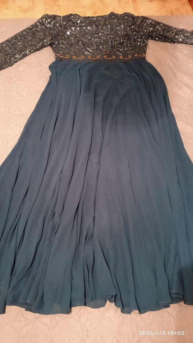 Boncuk işlemeli kahverengi tesettur abiye elbise - Görsel 5