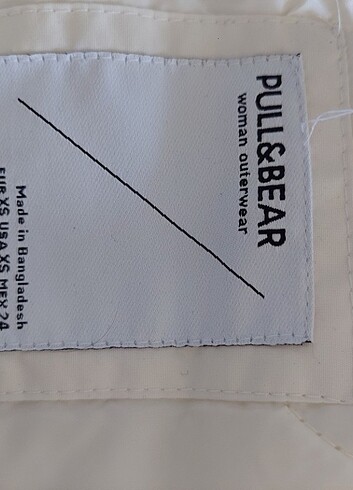 xs Beden beyaz Renk Pull and Bear kanguru cepli mont