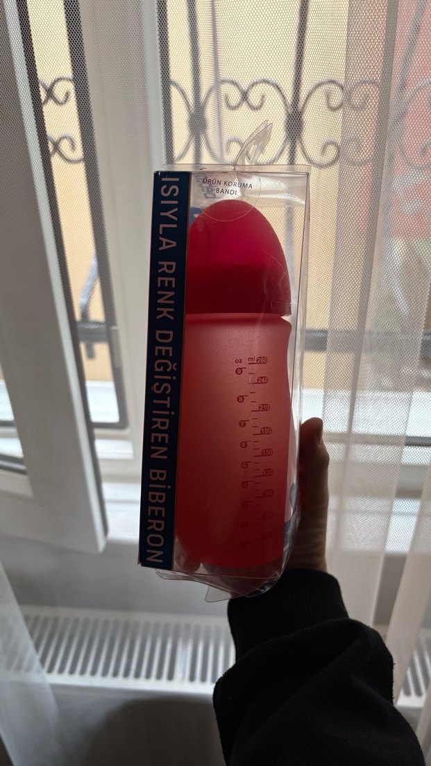 bébédor Kırmızı Bebek Biberonu isiyla renk degistiren biberon - Görsel 3