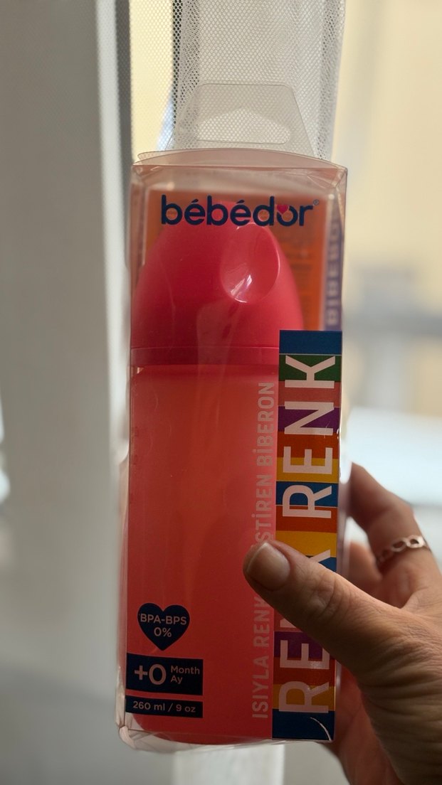 bébédor Kırmızı Bebek Biberonu isiyla renk degistiren biberon - Görsel 2