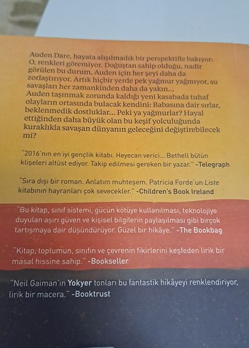 Auden Dare'in Sıra Dışı Renkleri - Zillah Bethell