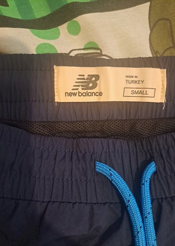 New Balance Lacivert Cep Fermuarlı Erkek Şort - Görsel 2