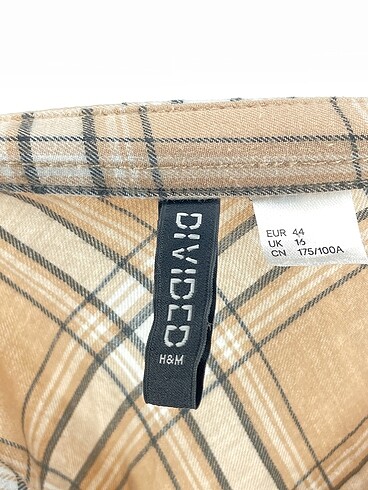 44 Beden çeşitli Renk H&M Gömlek %70 İndirimli.