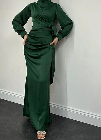 Drape detay balık saten abiye