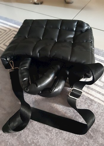 Siyah Deri Kadın Çanta - Görsel 6