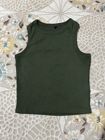 trendyolmilla haki crop top