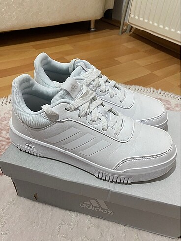 Adidas tensaur