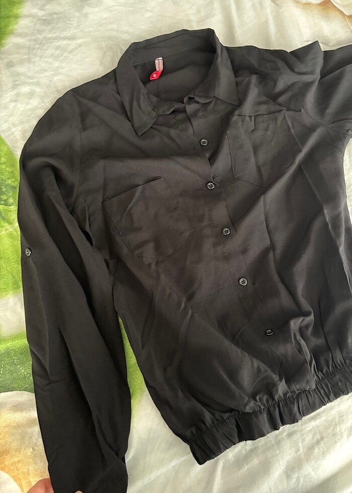 Siyah gömlek - Görsel 4