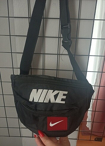 Nike bel çantası