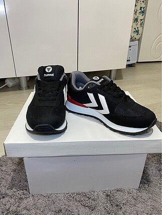 Hummel spor ayakkabı