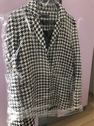 Trendyol blazer ceket kazayağı desenli siyah beyaz