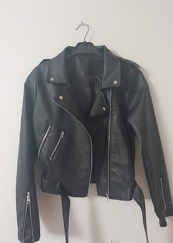 s Beden Kemerli Siyah Kadın Deri Biker Ceket