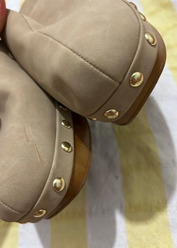 Bershka Bershka Bej Süet Dolgu Topuklu Kadın Terlik
