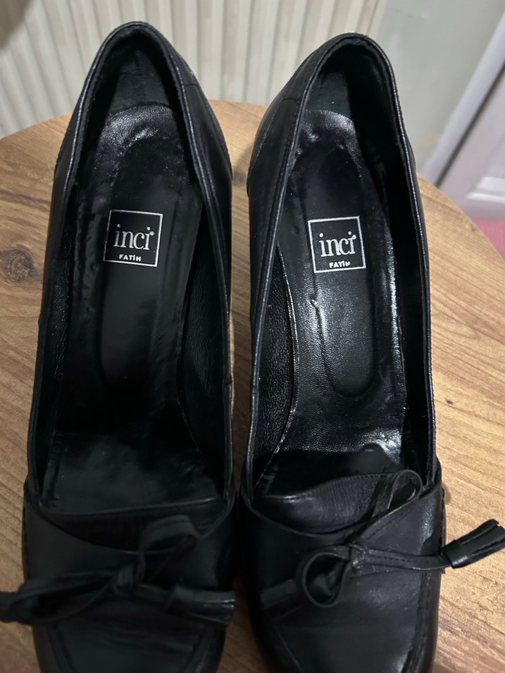 İnci Siyah Kadın Klasik Topuklu Ayakkabı - Görsel 2